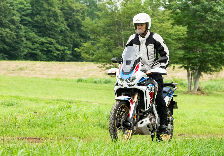 今日はどこへ行く、何をする。冒険心に応えるスタイルがある。